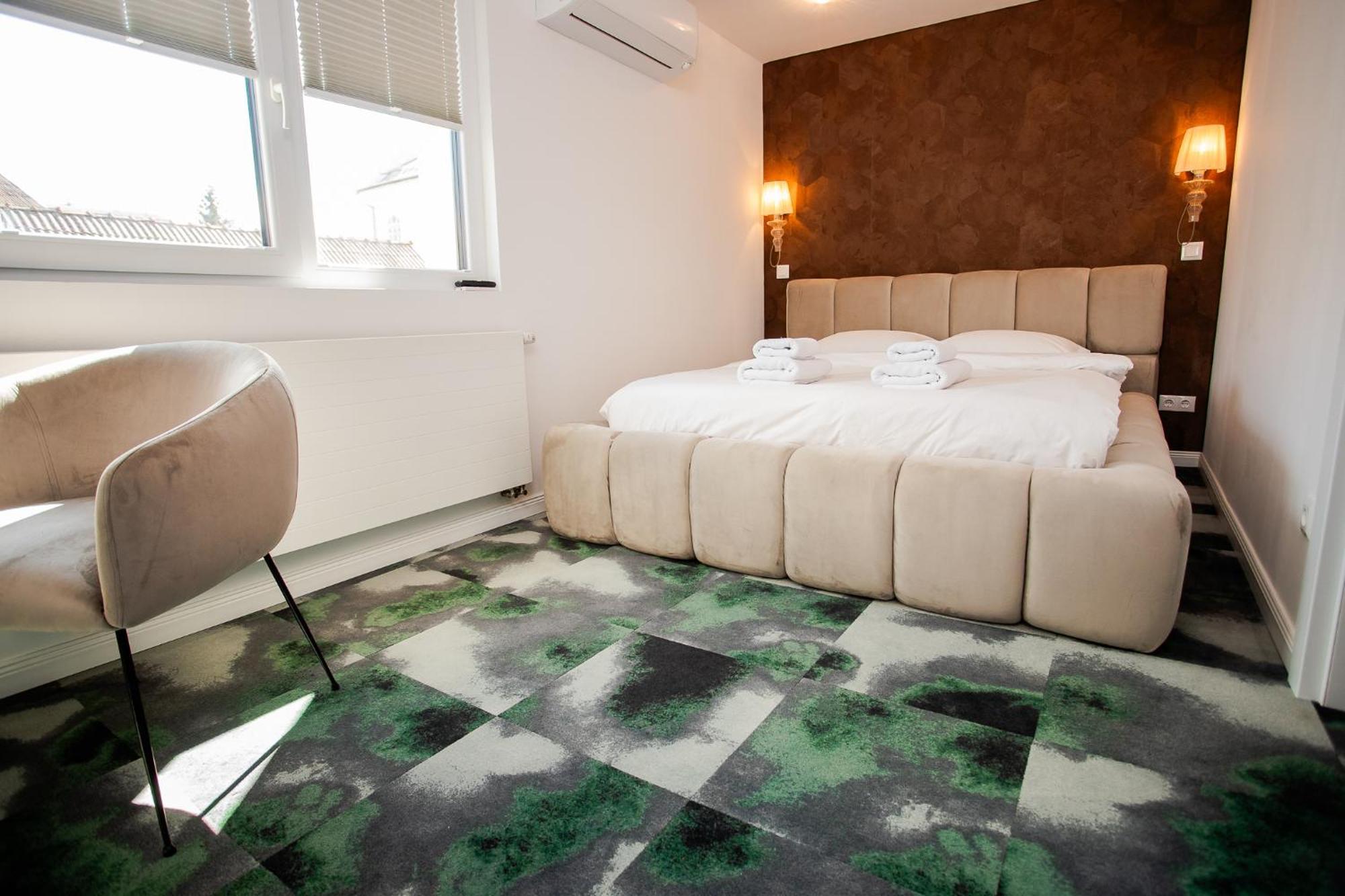 Apartment Onyx Carolyne Bistriţa エクステリア 写真